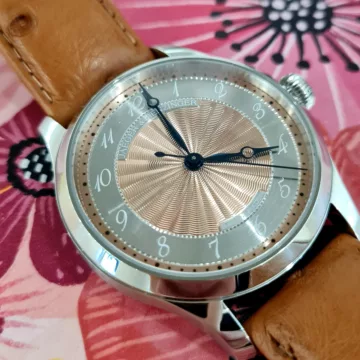Jaeger & Benzinger Edition 3 Salmon Vintage Movement
