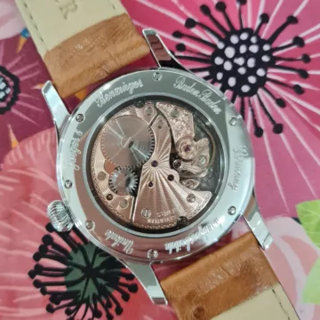 Jaeger & Benzinger Edition 3 Salmon Vintage Movement