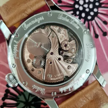 Jaeger & Benzinger Edition 3 Salmon Vintage Movement