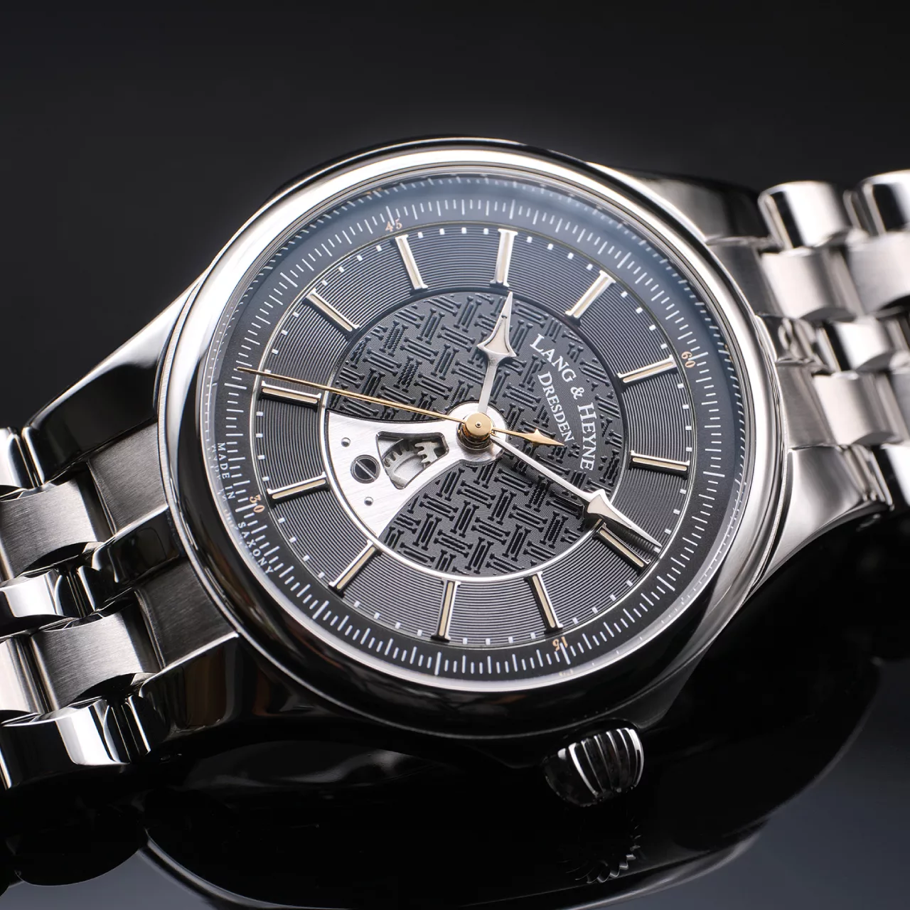 NEW: The Lang & Heyne Hektor Edition II advances the story of the manufacture&rsquo;s stainless steel icon - Define Watches