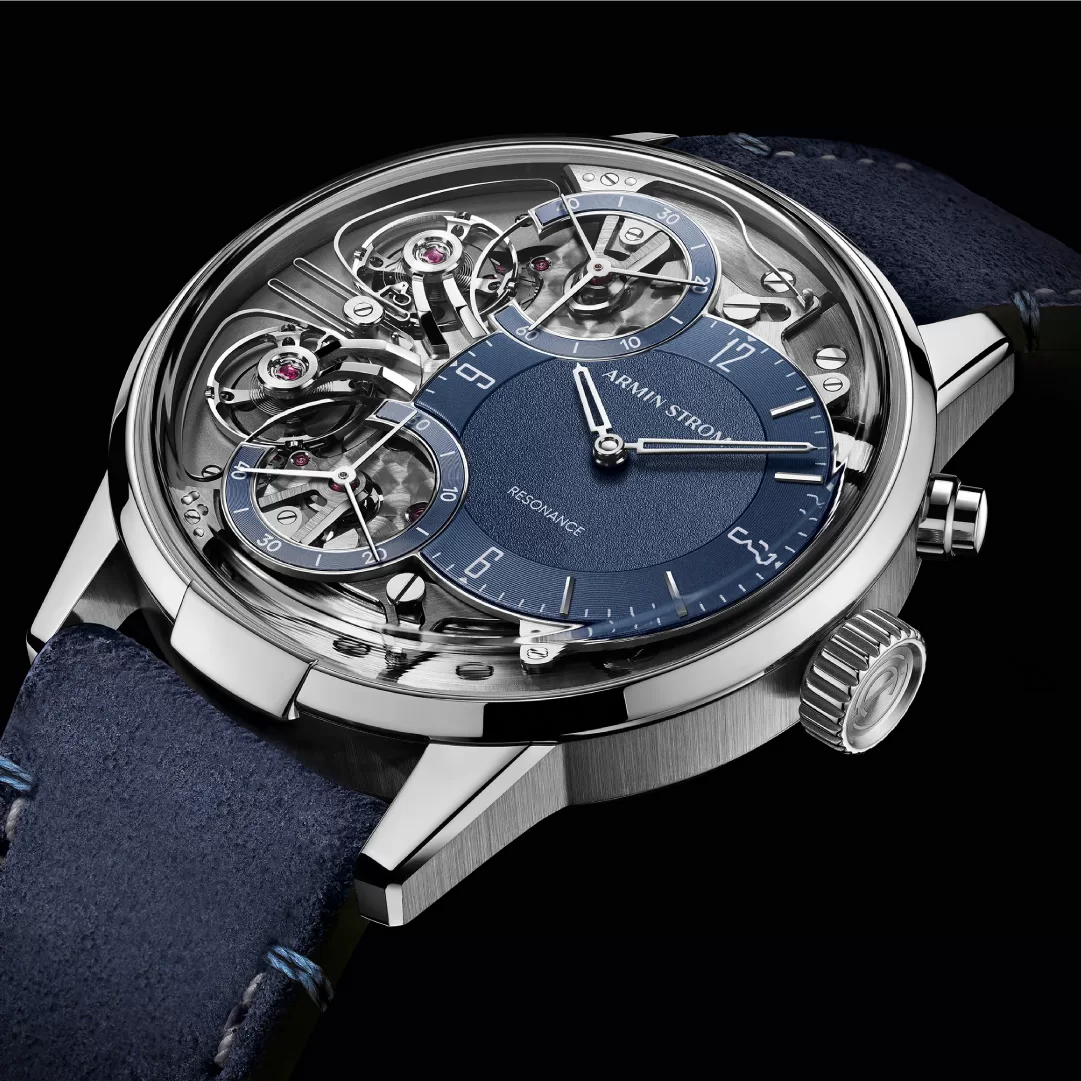 Armin Strom&rsquo;s Mirrored Force Resonance: A Striking Manufacture Edition in Blue - Define Watches