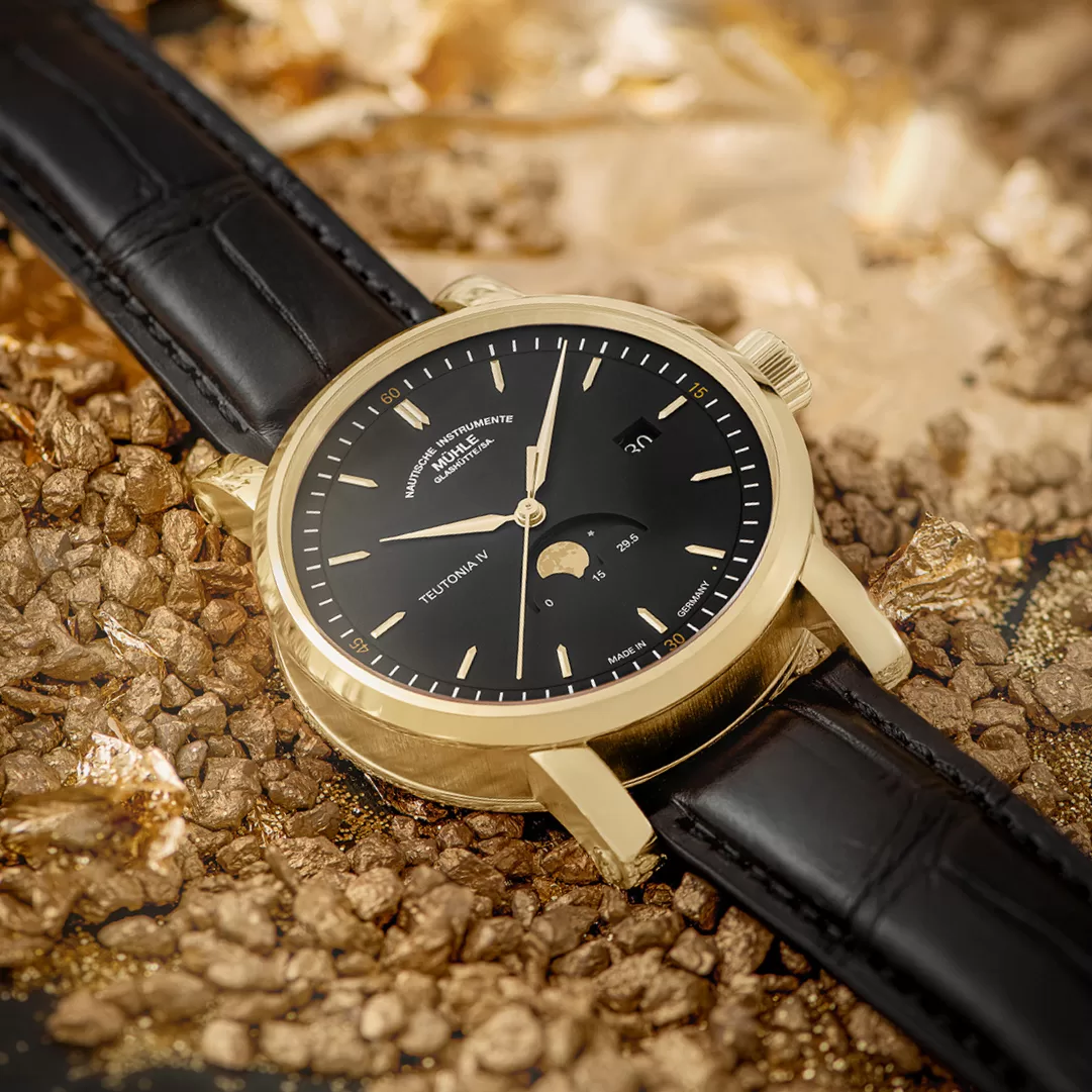 Elegance Meets Precision: The Mühle-Glashütte Teutonia IV Moonphase Gold - Define Watches Elegance Meets Precision: The Mühle-Glashütte Teutonia IV Moonphase Gold - Define Watches