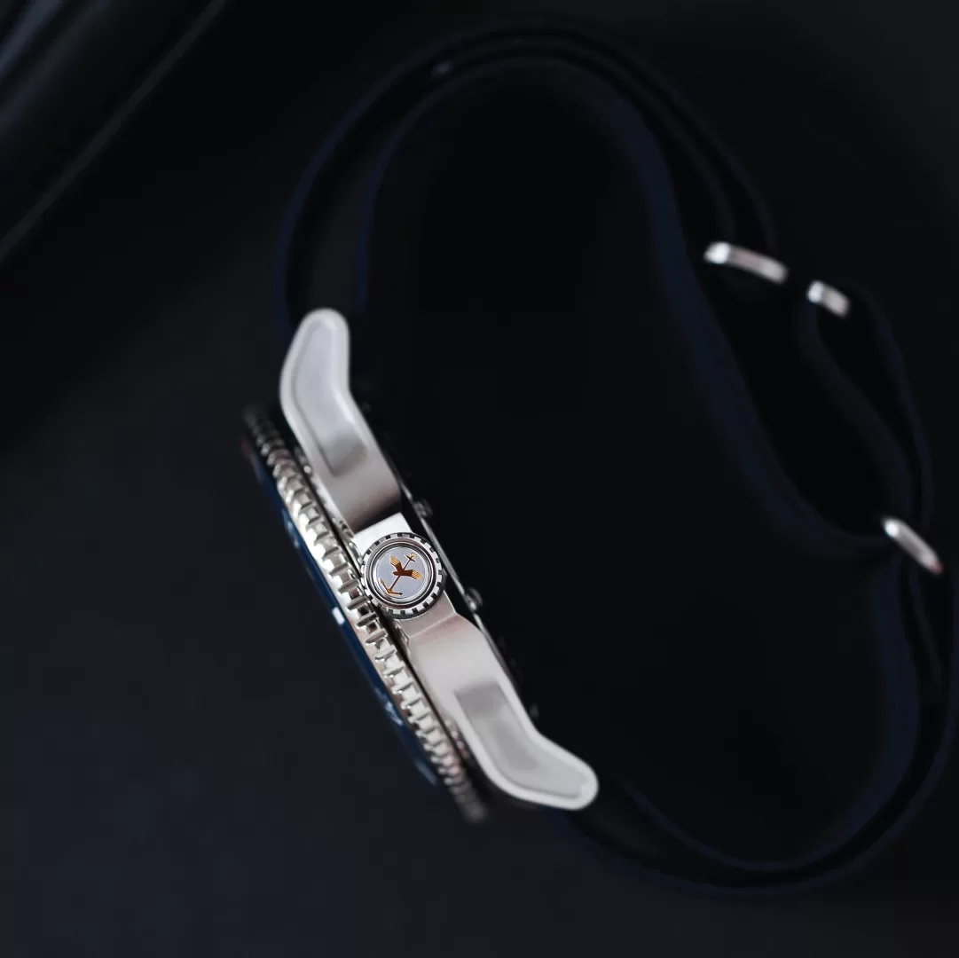 Hanhart FLY NAVY Aerosphere