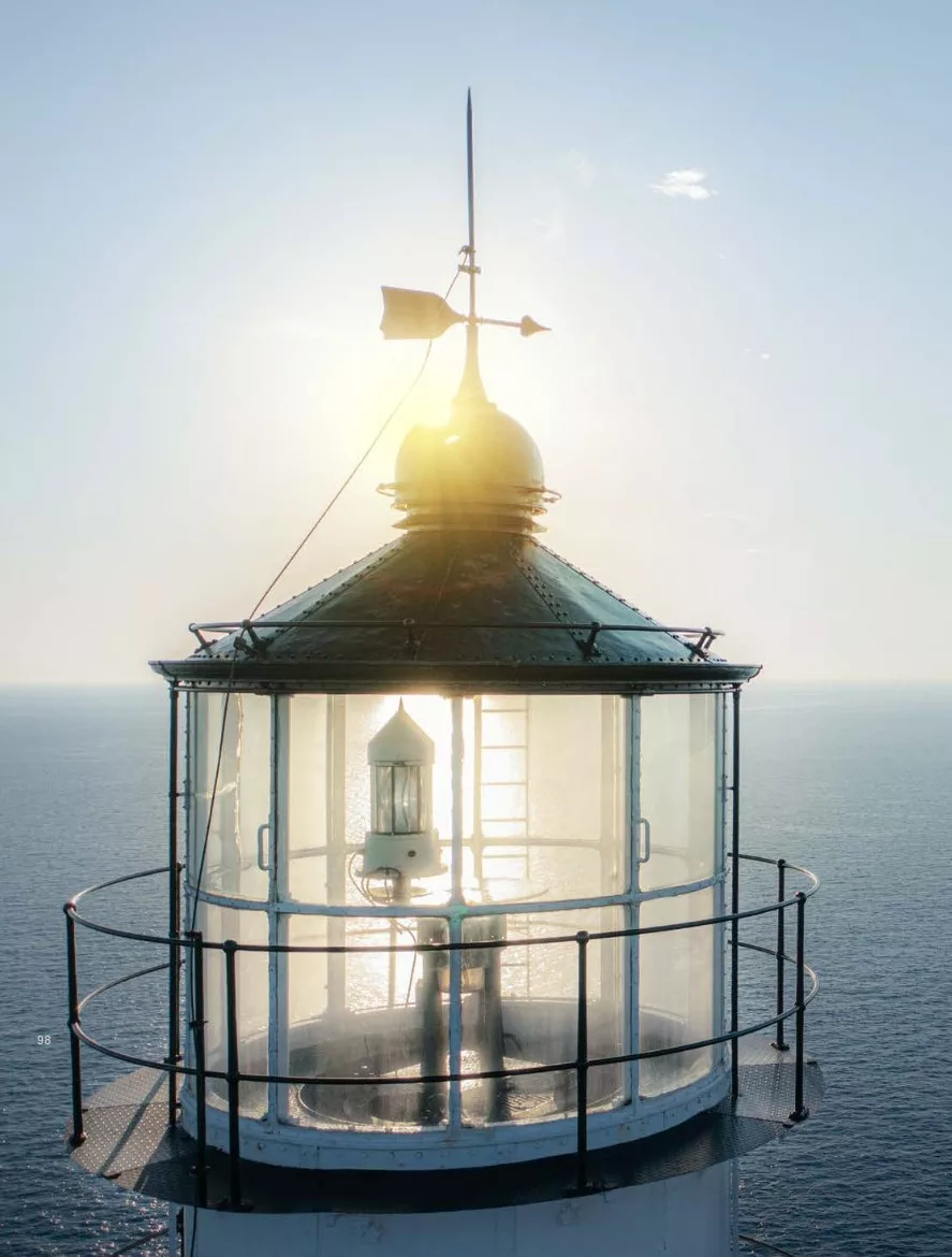 Catalogues - Define Watches