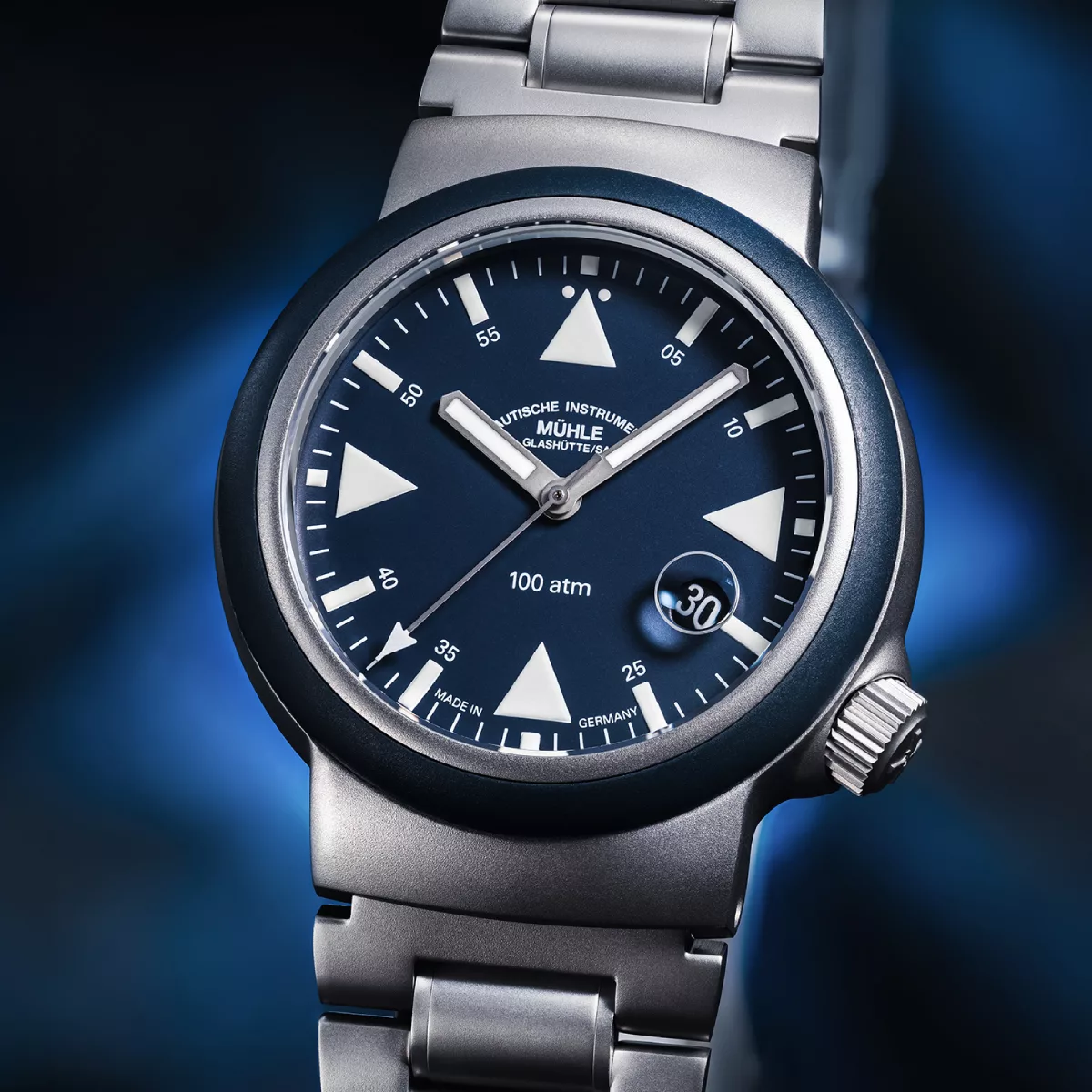 NEW: A Deep Dive into the Mühle-Glashütte new S.A.R. Rescue-Timer in Nautical Blue - Define Watches