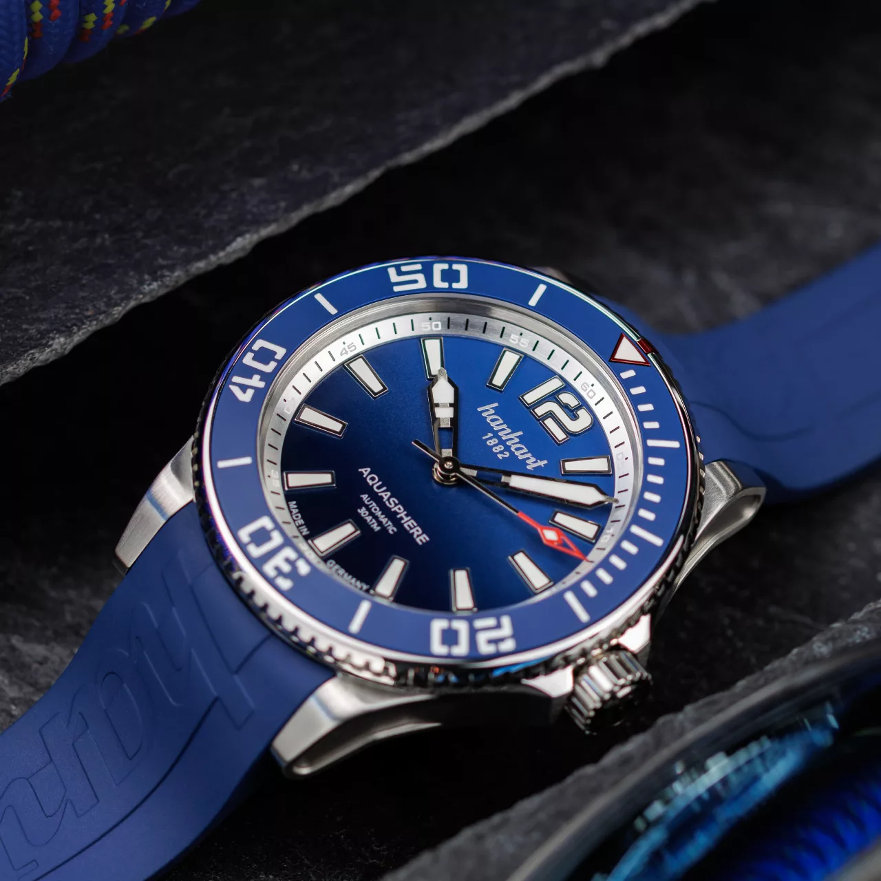 NEW: Hanhart Aquasphere Ocean Fade – Blue: Colour, Depth, and Capability Combined - Define Watches NEW: Hanhart Aquasphere Ocean Fade – Blue: Colour, Depth, and Capability Combined - Define Watches