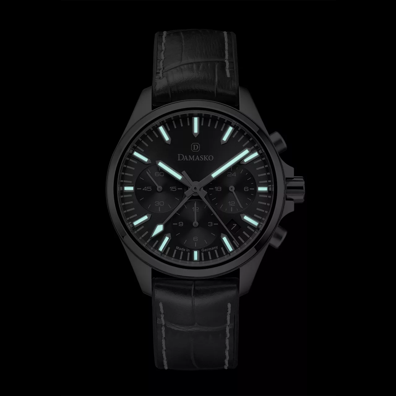Legibility and Lume in German Watchmaking - Define Watches