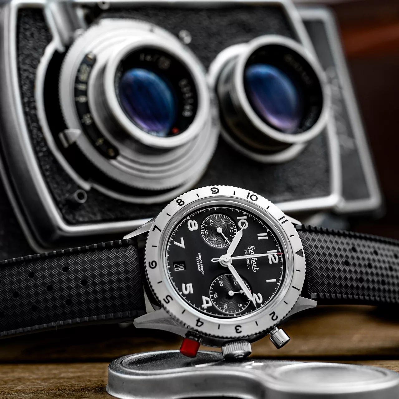 NEW: Hanhart Red Lion Mk II Review: A Modern, Technical Continuation of a Pilot&rsquo;s Icon - Define Watches