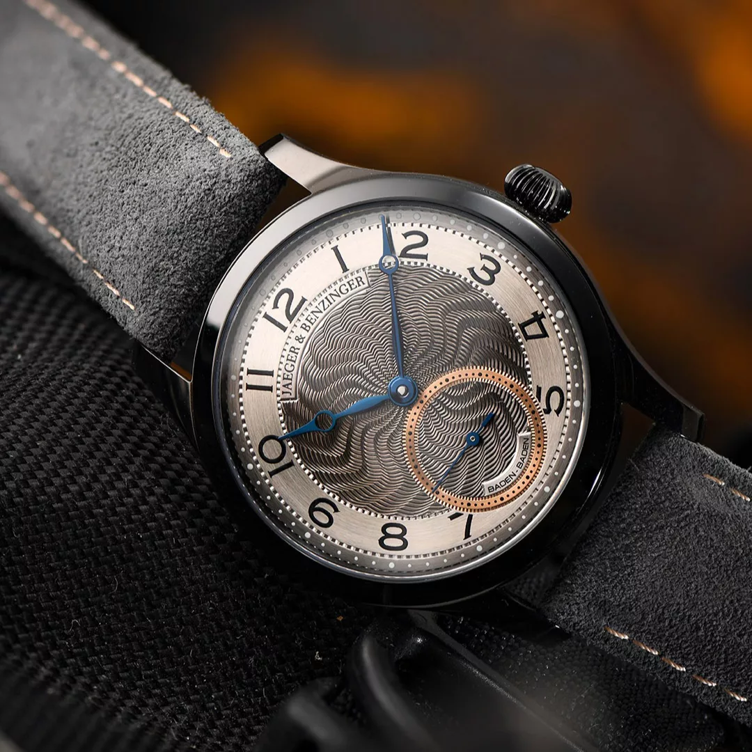 Jaeger & Benzinger Edition 6 Grey Moiré Black PVD