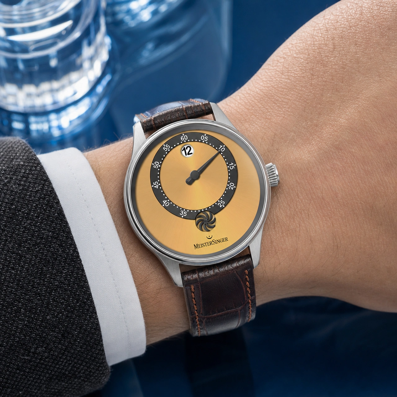 MeisterSinger Panthero Jumping Hour - Sunburst Golden Yellow (PTJH935)