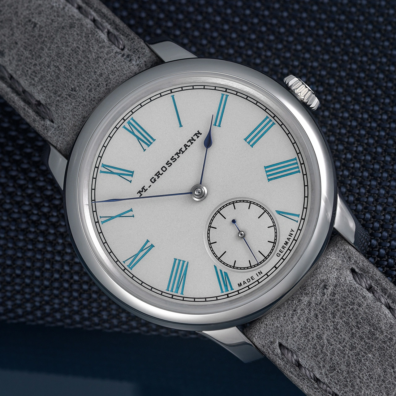Moritz Grossmann TEFNUT 36 Silver-Plated by Friction Turquoise Blue